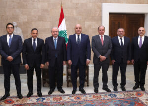 نواب حاكم مصرف لبنان ولجنة الرقابة يؤدون اليمين أمام الرئيس عون